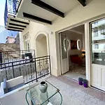 Luxury Panda Apartment In Old Town