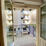 Luxury Panda Apartment In Old Town